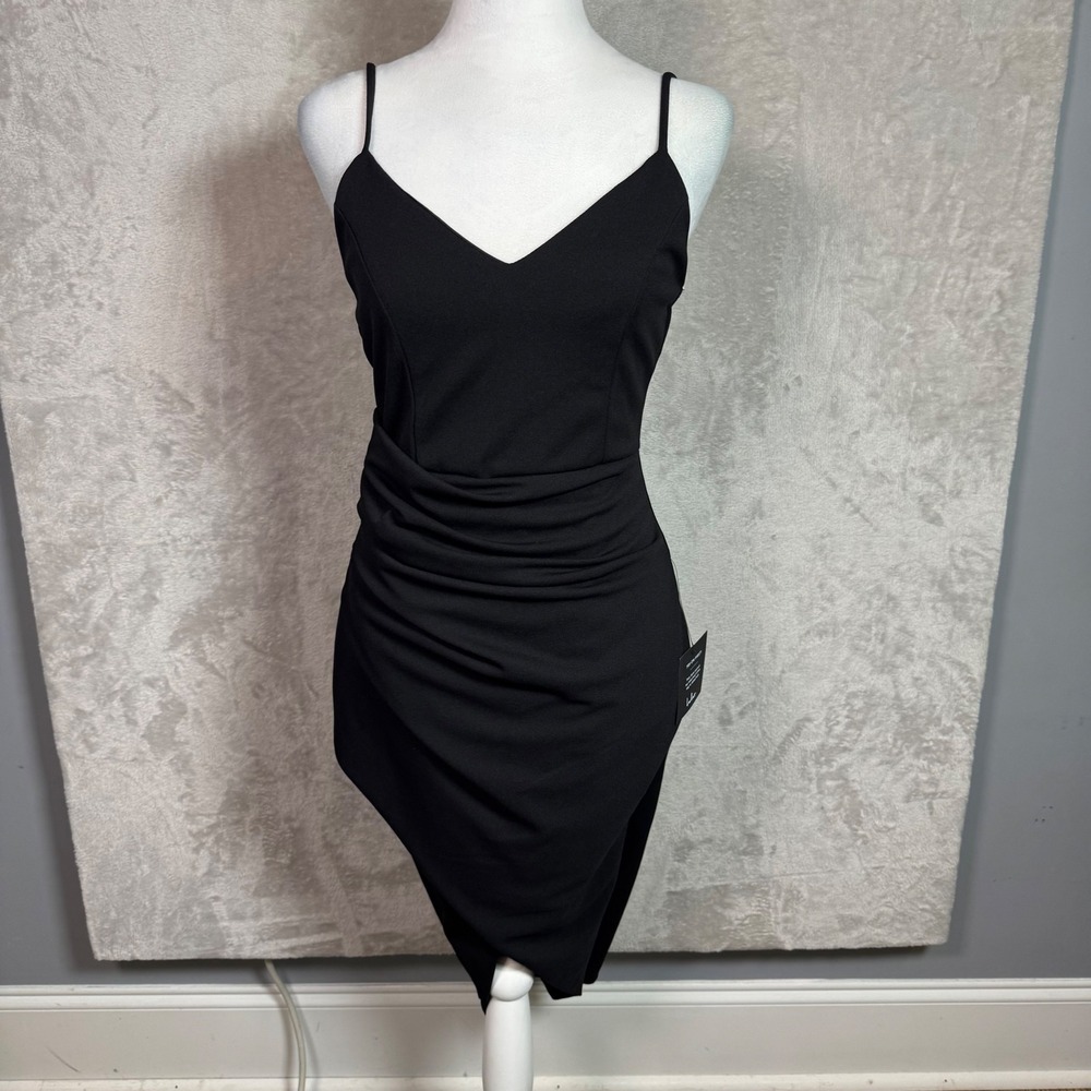 NWT Lulus Black Ruched Asymmetrical V-Neck Sleeveless Bodycon Dress Size‎ S